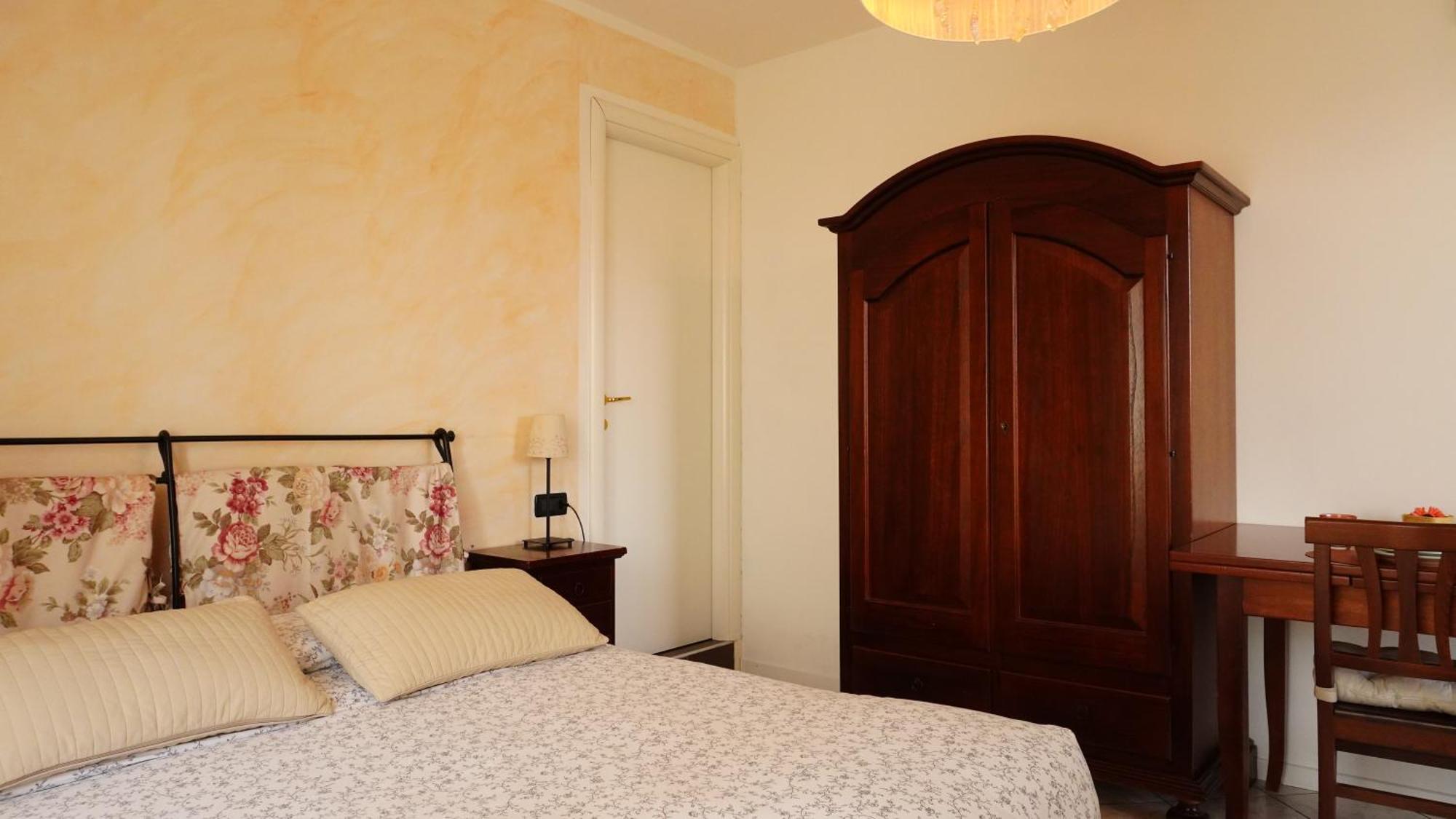 Appartamenti Villa Lina Desenzano del Garda Exterior foto