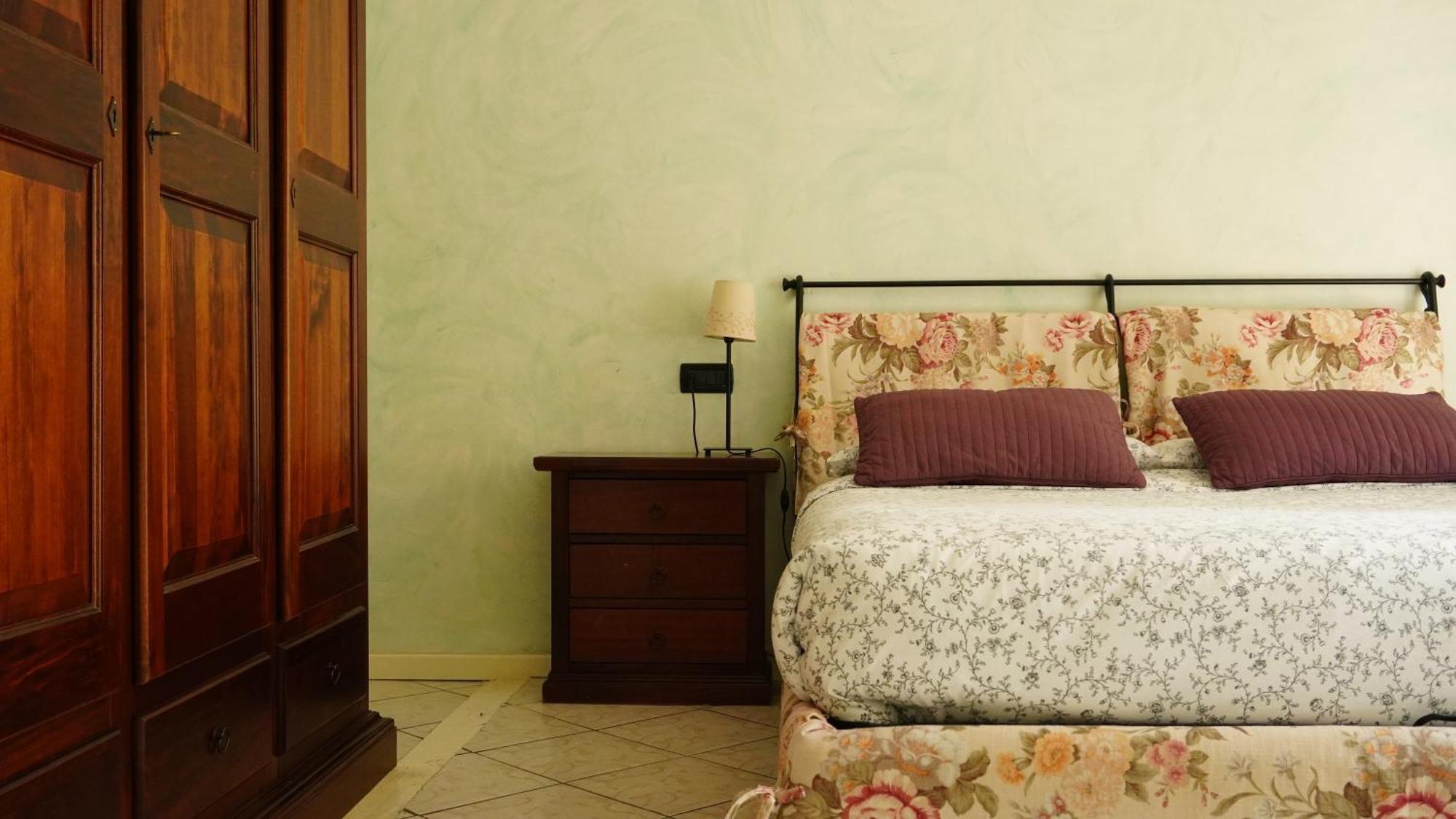 Appartamenti Villa Lina Desenzano del Garda Exterior foto